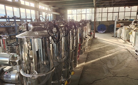 1675073364233448.jpg 真空上料機.jpg