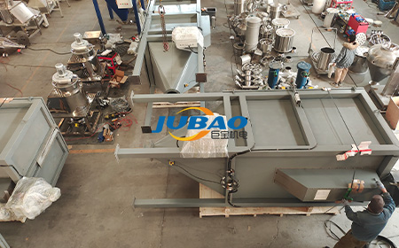 1677227500605341.jpg 噸袋拆包機.jpg