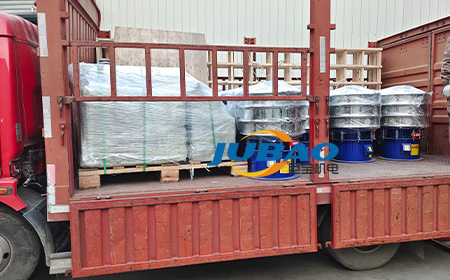 河北唐山客戶400mm旋振篩發(fā)貨