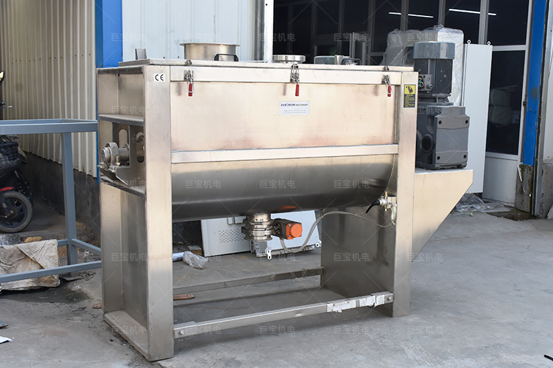 1743993083153068.jpg 螺帶混合機(jī)10.jpg